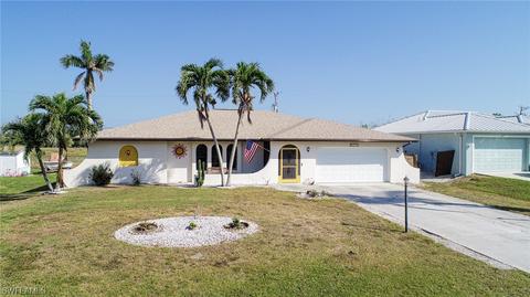 5774 Samoa Dr, Bokeelia, FL 33922