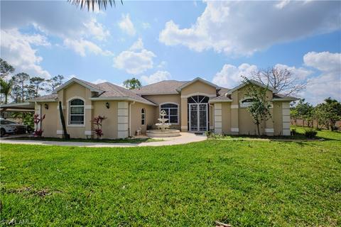 3704 E 23rd St, Alva, FL 33920