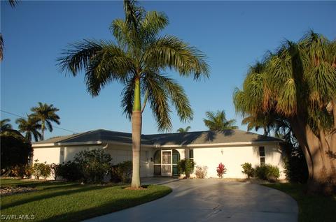 5354 Darby Ct, Cape Coral, FL 33904