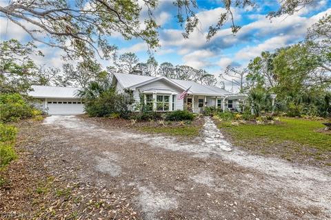 17880 Sawmill Ln, North Fort Myers, FL 33917