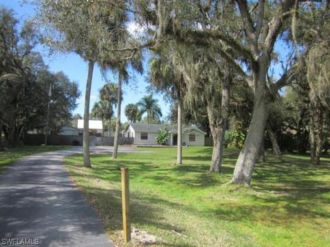 5280 Buckingham Rd, Fort Myers, FL 33905
