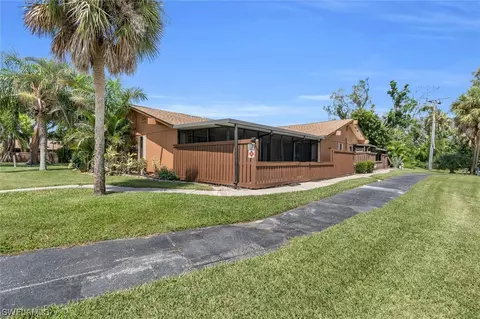 17295 Timber Oak Ln, Fort Myers, FL 33908