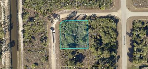 407 Fernwood Ave S, Lehigh Acres, FL 33974