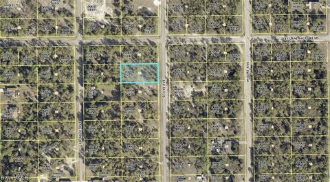 21 Scott Ave, Lehigh Acres, FL 33936