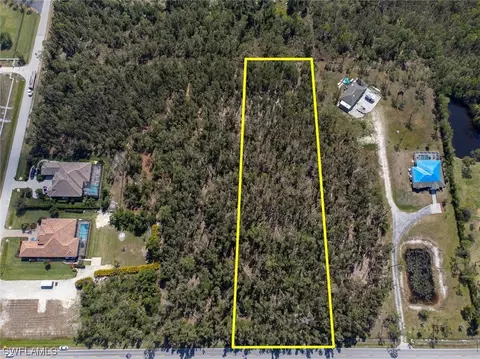 8750 Penzance Blvd, Fort Myers, FL 33912