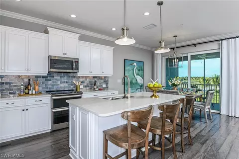 2603 Seychelles Cir #1507, Naples, FL 34112