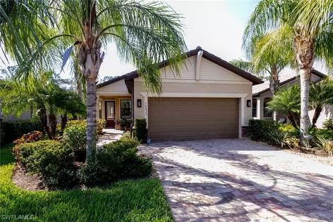 10923 Glenhurst St, Fort Myers, FL 33913