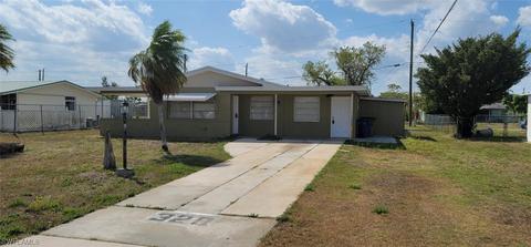 320 Dellwood Ave, Lehigh Acres, FL 33936