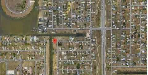 1910 NE 13th Pl, Cape Coral, FL 33909