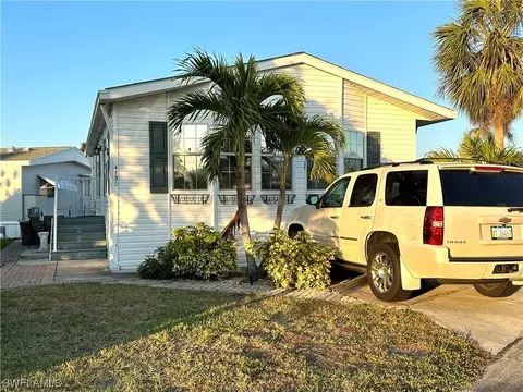 4730 Lantern Ln W, Estero, FL 33928