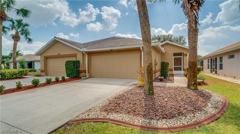 2250 Carnaby Ct, Lehigh Acres, FL 33973