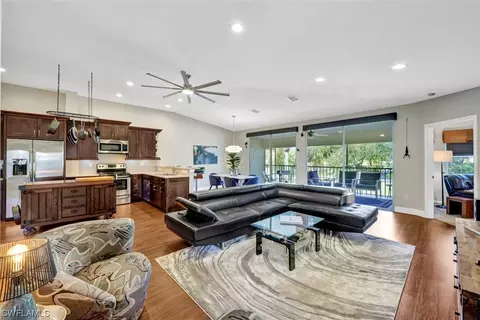 2426 Orchid Bay Dr #F-204, Naples, FL 34109