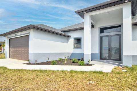 1041 NE 16th Pl, Cape Coral, FL 33909