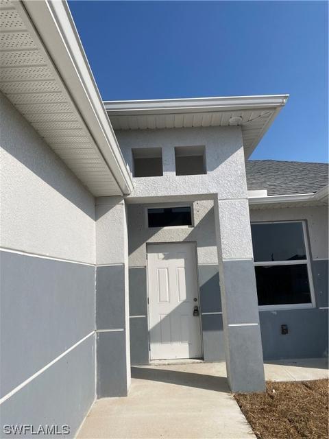 2514 27th St SW, Lehigh Acres, FL 33976