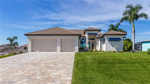 1238 NW 39th Ave, Cape Coral, FL 33993