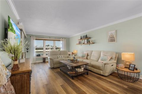 1627 Beach Pkwy #105, Cape Coral, FL 33904