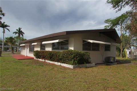 1667 Rudy Ct, Fort Myers, FL 33901