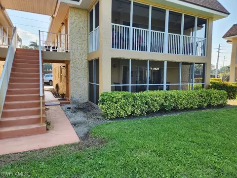 1400 Pompei Ln #45, Naples, FL 34103