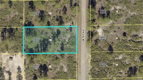 1307 Cortez Ave, Lehigh Acres, FL 33972