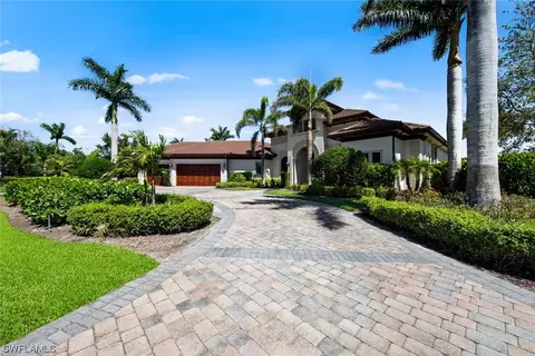 20129 Willow Bend Ct, Estero, FL 33928 photo 2