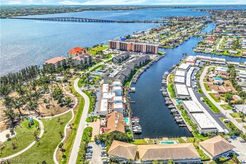 4206 SE 20th Pl #106, Cape Coral, FL 33904