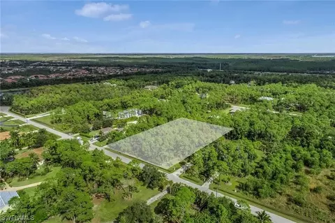 24265 Cock Robin Ln, Bonita Springs, FL 34135