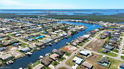 3710 SW 2nd St, Cape Coral, FL 33991