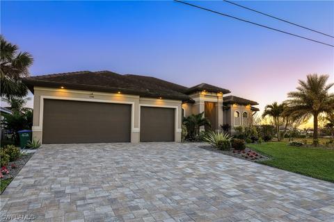 3706 SW 2nd St, Cape Coral, FL 33991