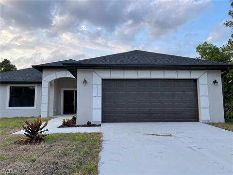 3013 25th St W, Lehigh Acres, FL 33971