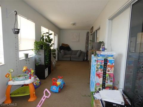 1476 NW 19th Ter, Cape Coral, FL 33993