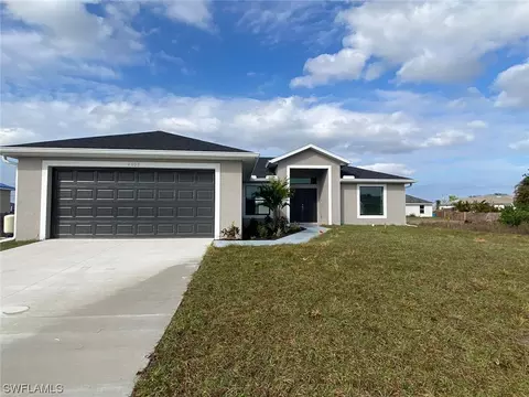 3909 7th St SW, Lehigh Acres, FL 33976