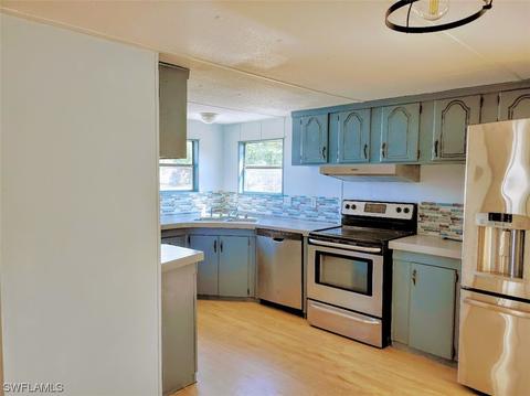 1020 Canopy Ln, Moore Haven, FL 33471 photo 11