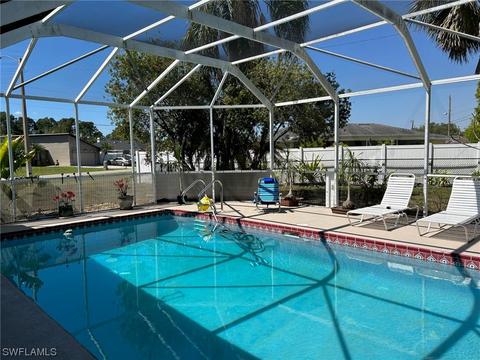 1223 Albemarle Cir, Lehigh Acres, FL 33936