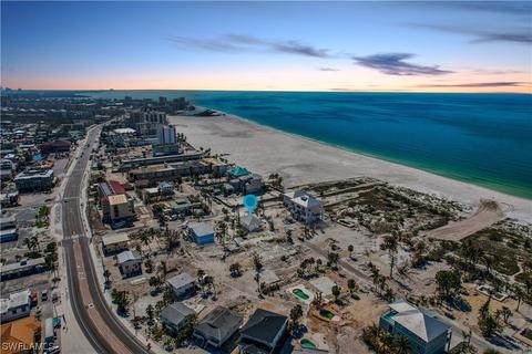 6081 Gulf Rd, Fort Myers Beach, FL 33931