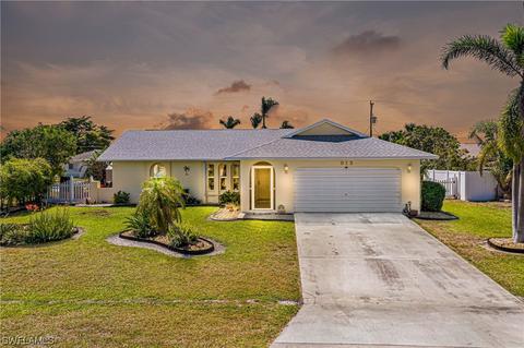 912 SE 29th Ter, Cape Coral, FL 33904