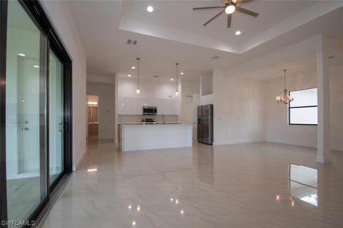2901 23rd St W, Lehigh Acres, FL 33971