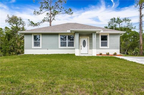 5019 NE Tradewinds Cir, Labelle, FL 33935