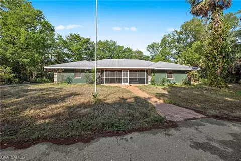 331 8th St SE, Naples, FL 34117 photo 3