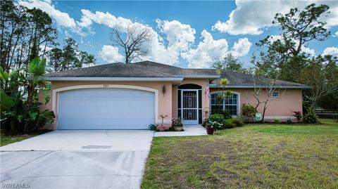 3721 Kittyhawk Dr, Fort Myers, FL 33905