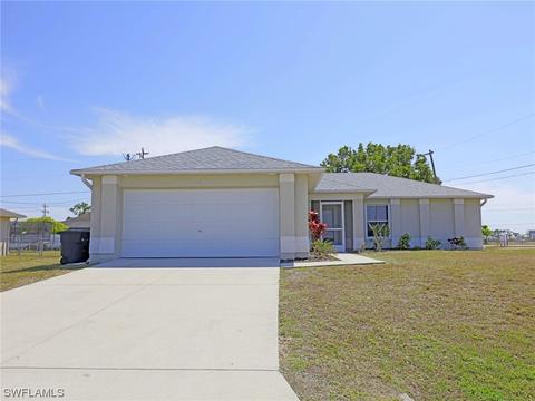 720 SW 15th Ter, Cape Coral, FL 33991
