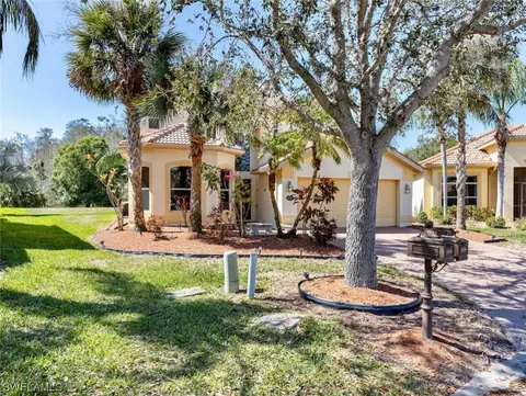 13724 Collina Ct, Estero, FL 33928 photo 3