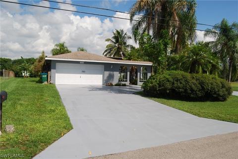 1207 Everest Pkwy, Cape Coral, FL 33904