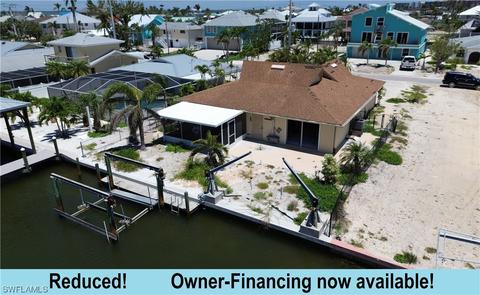 189 Curlew St, Fort Myers Beach, FL 33931