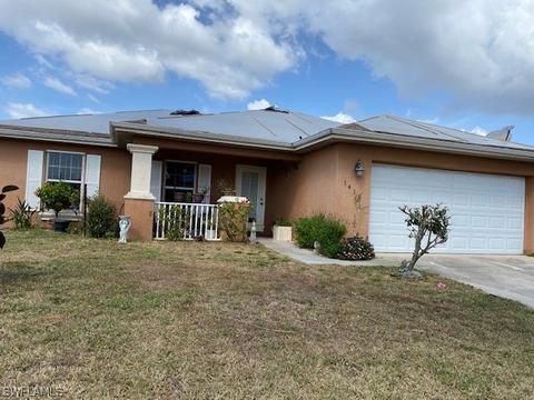 1413 NE 10th St, Cape Coral, FL 33909