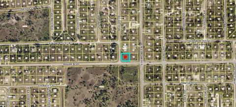 801-803 Bedford Dr, Lehigh Acres, FL 33974