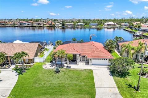 2039 SE 20th Ln, Cape Coral, FL 33990