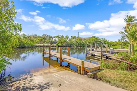 20640 Pine Tree Ln, Estero, FL 33928 photo 5