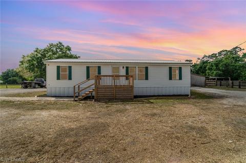 2375 Case Rd, Labelle, FL 33935
