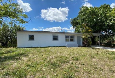 1140 Navajo Ave, Lehigh Acres, FL 33936