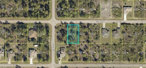 2819 44th St W, Lehigh Acres, FL 33971